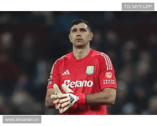 马丁内斯近期训练状态与场外生活解析