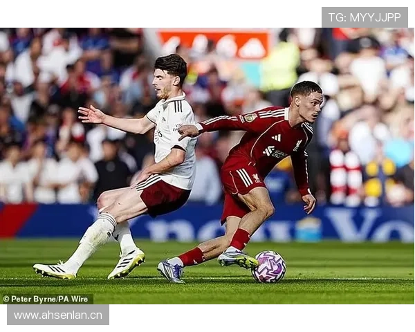 维尔茨 vs 厄德高：组织核心的战术角色与进攻影响力对比