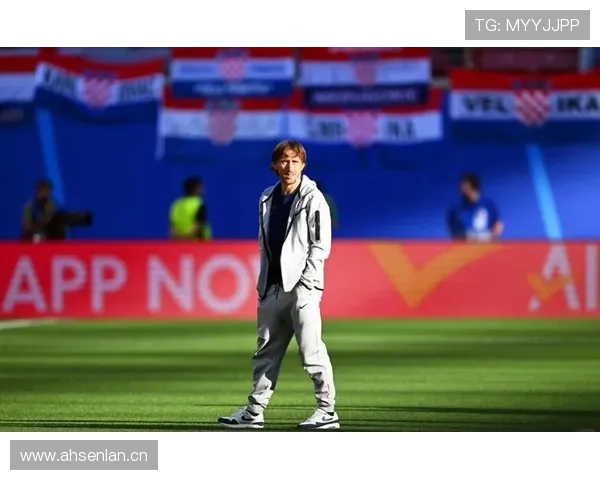 外脚背传球大师:莫德里奇的标志性技术 外脚背传球大师:莫德里奇的标志性技术