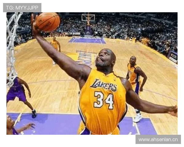 扎伊恩篮下强攻效率提升显著 拉开与同期内线得分差距